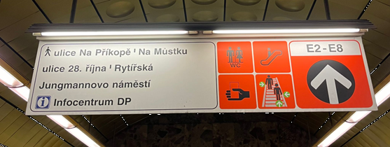 Výstup ve stanice metra A Můstek